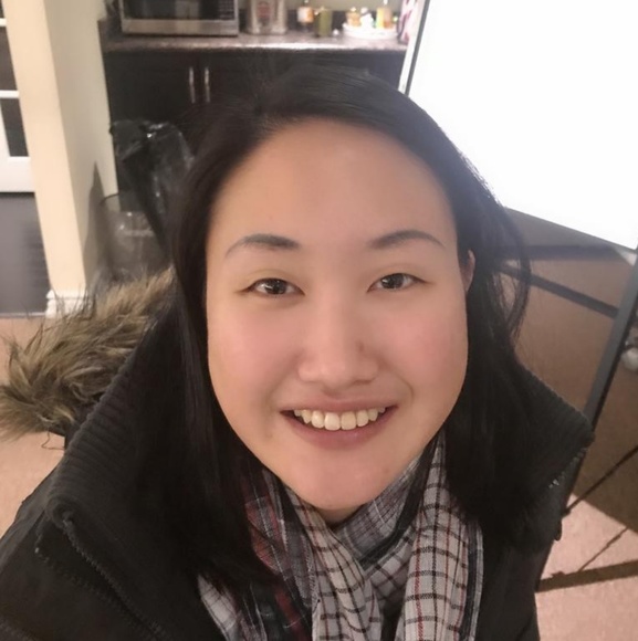 Meet your Posher, Angie - Picture 1 of 1